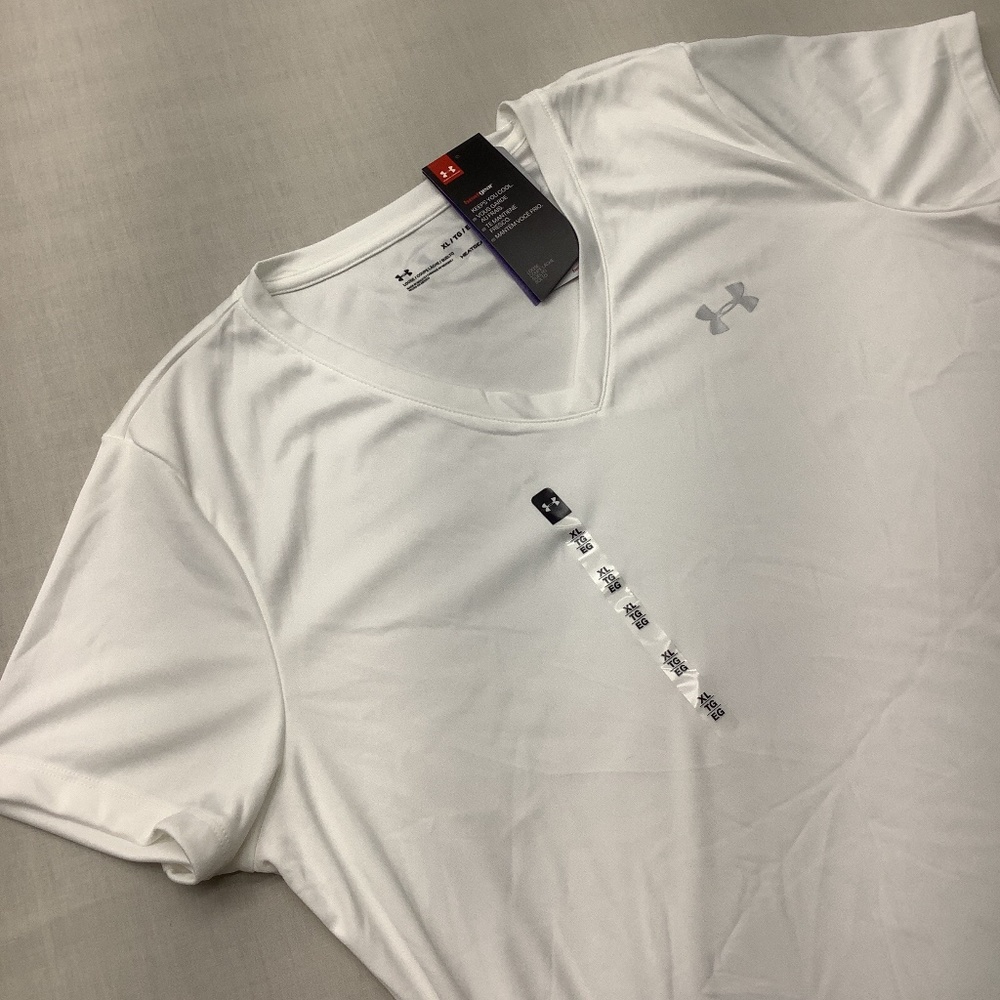 Women's Under Armour V-Neck Short Sleeve Yoga Work - Picture 2 of 6